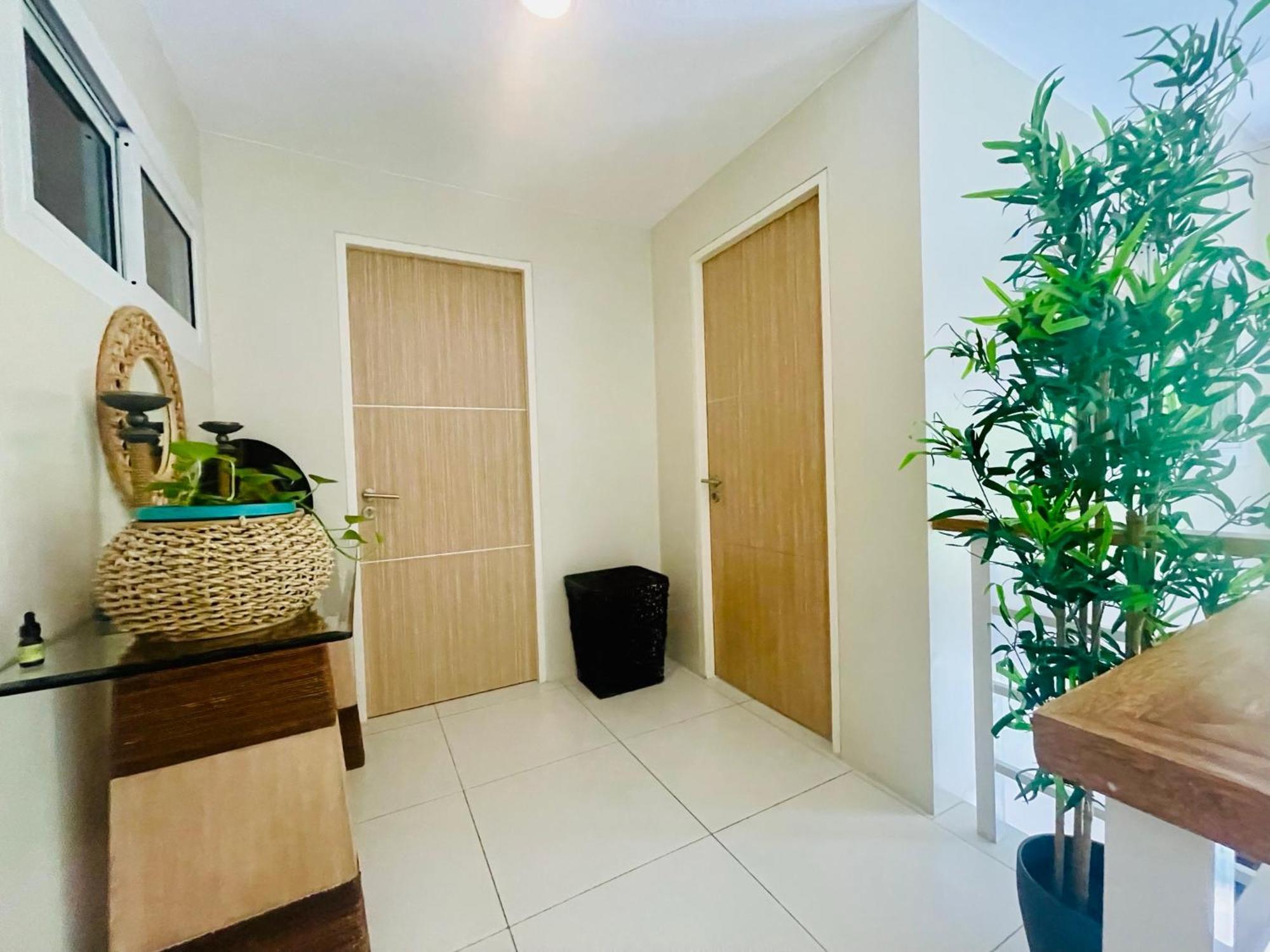 Pico De Loro 2 Bd Garden Loft With Lagoon View Насугбу Экстерьер фото